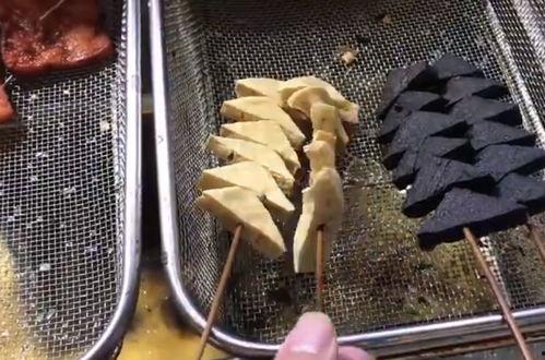 网红炸冷面,街头美食新宠，一口咬下，回味无穷！