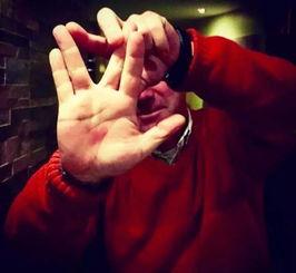 神秘吃瓜老头微博,娱乐圈背后的那些事儿