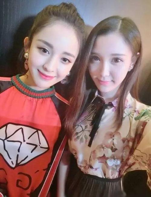 盘点网红模组,揭秘网络红人的魅力与影响力